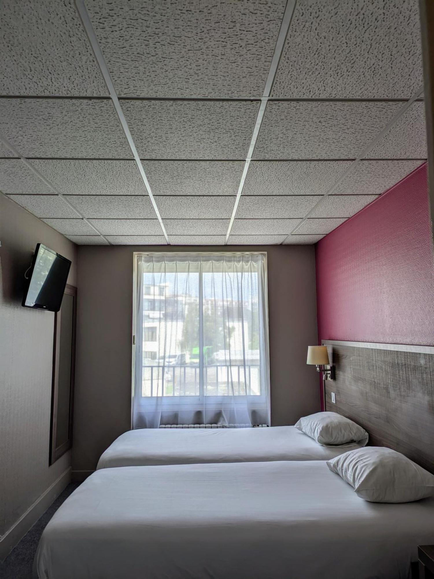 Hotel De La Gare Brest Exterior photo